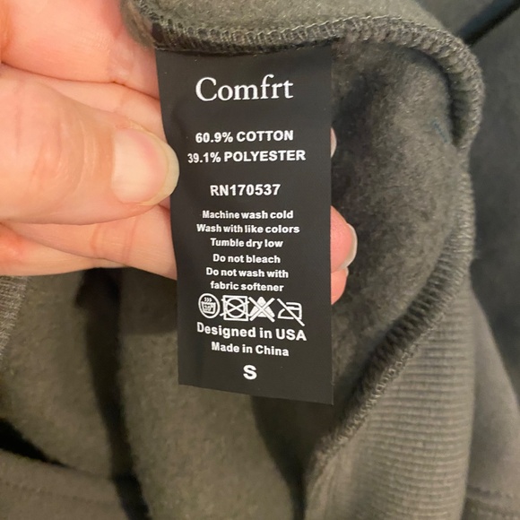 Cloud zip hoodie in “Millstone Grey“ a size small. NWT & never worn. - Picture 8 of 11